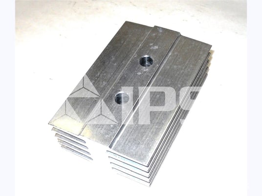 GE Outer Heat Sink Center Phase For Akr-100 / Wp-40 - Image 1