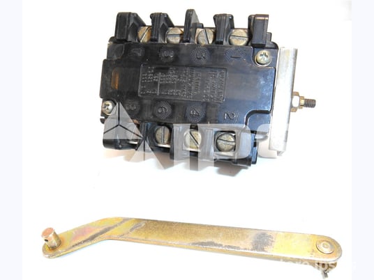 Ite, 700034-k1, type l2 auxiliary switch assembly 2no/2nc surplus009-544 - Image 1
