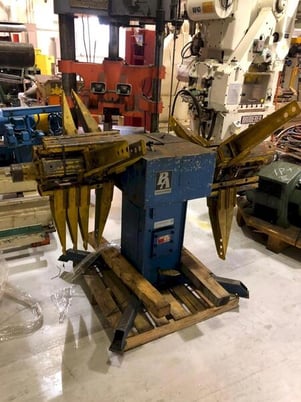 1600 lb. Pennsylvania Industries, coil reel & straightener, 12" width, .090" thickness - Image 8