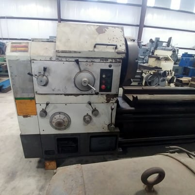 32" x 118" Vanguard #CW6280, engine lathe, 20" swing over cross slide, 5.5" spindle bore, inch/metric, 20 HP - Image 1