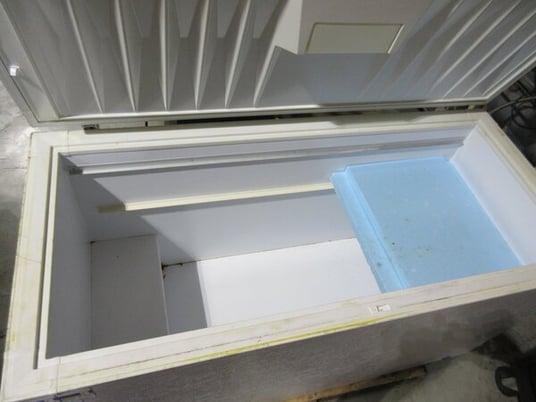 Scientemp Corp. #34-20B, chest freezer, 20 cu.ft., 32 to -29.2 Degrees Fahrenheit, R-404A refrigerant, 230 - Image 5