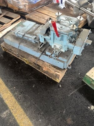 1 gallon Baker #50670, sigma blade mixer, vacuum cover, no motor - Image 1