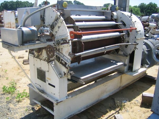 24" x 36" Overton #36CSP, Carbon Steel single drum flaker, knife discharge, 4 applicator rolls - Image 5