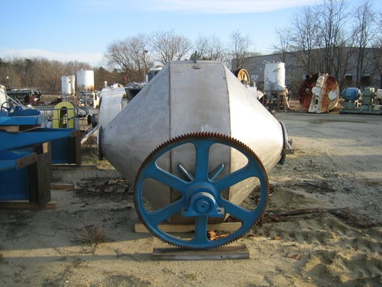 70 cu.ft. Abbe, 304 Stainless Steel double cone mixer, 7 HP - Image 1