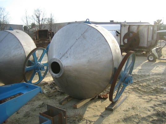 70 cu.ft. Abbe, 304 Stainless Steel double cone mixer, 7 HP - Image 2