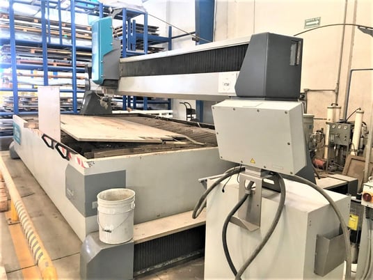 Flow #Mach-4-4020C, waterjet cutting system, 100 HP, 13' 1X", 6' 6" Y, 12" Z, 94000 psi, 5-Axis, 2012 - Image 3