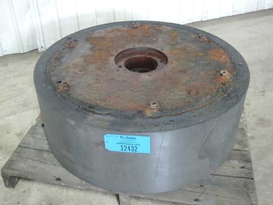 Simpson #2.5G, muller wheel, recoated with steel, 13" face, 37.5" OD, 6" hole, 9.5" flange hole - Image 2