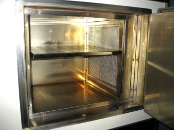 21" width x 20" H x 20" D Blue M #DCC-256C, cleanroom oven, 482 deg. F, 208/240 V., 1 phase, 26/30 Amps - Image 2