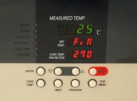 9.8" width x 7.8" H x 13.7" D Yamato Muffle Furnace #FO610CR, 100 to 1150&deg;C 2102 &deg;F), 220V, 1 phase, 15 - Image 3