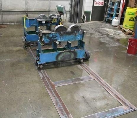 1 Ton, Irco #3-1PR, 2000 lb. 1 Idler, 1 Power, 156" Mounting Track - Image 3