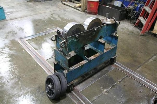 1 Ton, Irco #3-1PR, 2000 lb. 1 Idler, 1 Power, 156" Mounting Track - Image 4