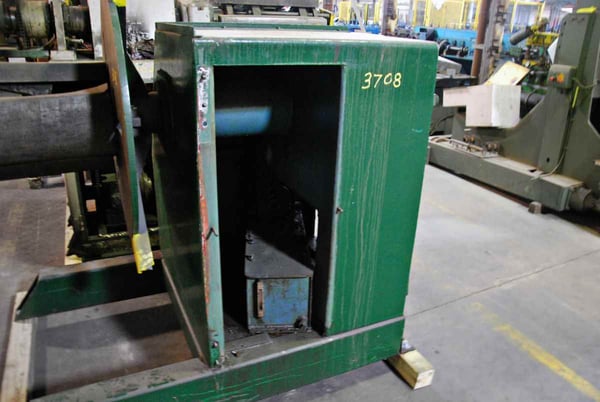 6000 lb. American Steel Line #1000, single uncoiler, 30" width, 48" outside dimensions, 16"-20" ID, 3-arm - Image 2