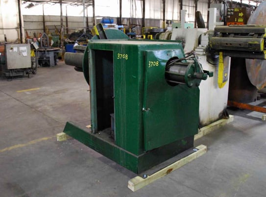 6000 lb. American Steel Line #1000, single uncoiler, 30" width, 48" outside dimensions, 16"-20" ID, 3-arm - Image 7
