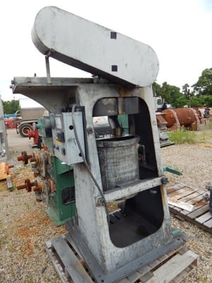 Union Process Szegvari type B size 15.5, attritor, approx 18" x 20" chamber - Image 9