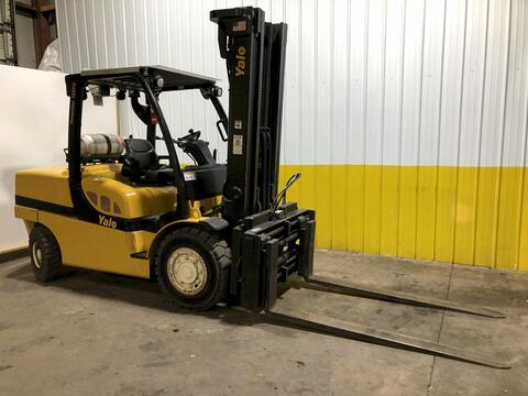 10000 lb. Yale #GLP-120, LP gas forklift, side shift, solid tires - Image 2