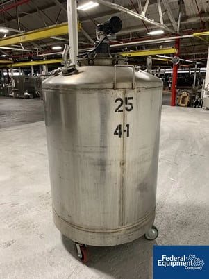 1400 liter Stainless Steel Mix Tank, 42" x 48", 3/8 HP agitator, 230 volt, 21" manway - Image 4