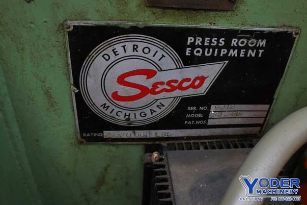 20000 lb. Sesco #33-66, motorized coil reel, 26" width, 60" outside dimensions, 20"-28" ID, 5 HP, #74441 - Image 9