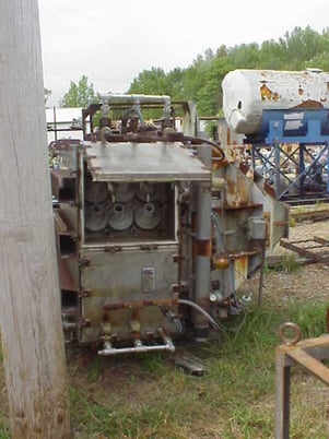 261 acfm Young #H42-18, Stainless Steel pulse jet, vertical mount - Image 3