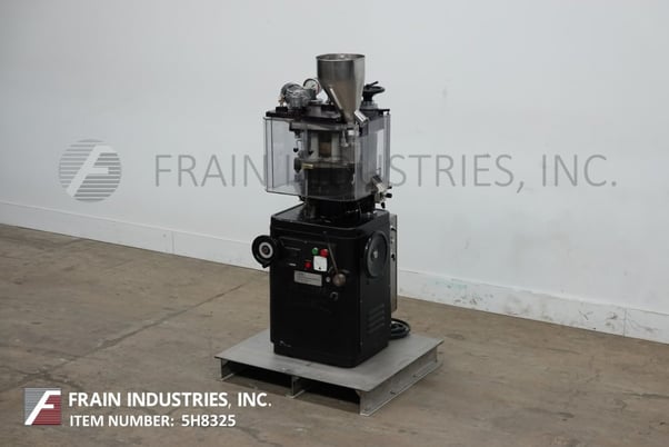 4 Ton, Manesty / Bosch #BetaPress, 16 station rotary tablet press with " B" tooling rated from 50-650 tablets - Image 1