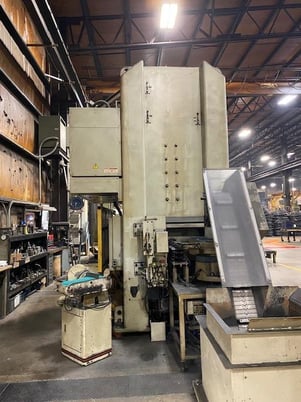 220 Ton, Komatsu #H2W-200, 9.8" stroke, 19.68" die hght, 4.72" adj., 250 SPM, 2009 - Image 5