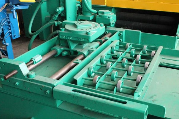 18" x .125" Coe Press Equipment #CF325, zig zag style air feed, right to left, 18" stroke, 1986, #74603 - Image 2