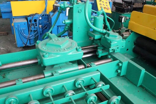 18" x .125" Coe Press Equipment #CF325, zig zag style air feed, right to left, 18" stroke, 1986, #74603 - Image 3