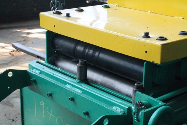 18" x .125" Coe Press Equipment #CF325, zig zag style air feed, right to left, 18" stroke, 1986, #74603 - Image 9