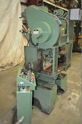 15 Ton, Perkins #15S, 1.5" stroke, 7.75" Shut Height, 2.25" adj., 10" x20"bed, air clutch & brake - Image 4