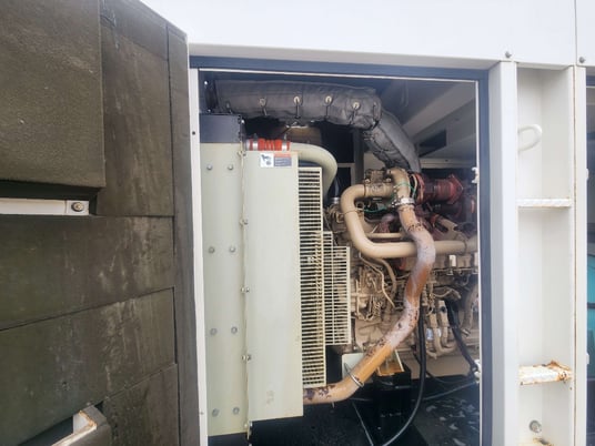 200 KW Multiquip #DCA220SSJU4F, trailer mounted, Tier 4F, sound attenuated enclosure, 240/480 Volts, 2328 - Image 7