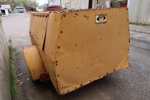 185 cfm, 100 psi, Leroi #185, portable diesel compressor, 9098 hours - Image 4
