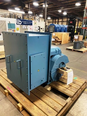 300 HP 3600 RPM Induction motor, TEFC, 4000 Volts, new, 2021 - Image 2