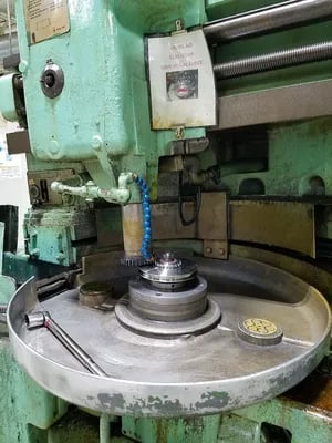 Fellows #36-6, gear shaper, 40" diameter, 6" face, 4" spindle, adj tapered riser, excellent - Image 3