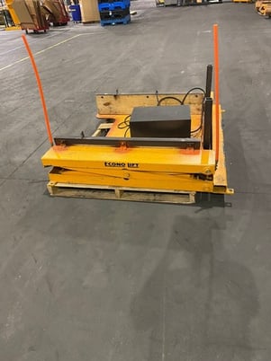 4000 lb. Econolift #DO-SL30-40, 30" travel, 2021 - Image 4