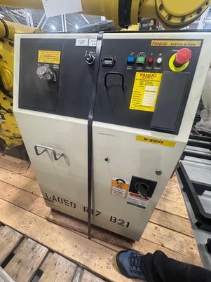 Fanuc, M-900iA/400L, 6-Axis CNC robot w/R30iA controller, 400 KG x 3625mm, 2014, #104596 - Image 2