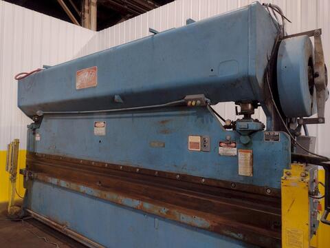 90 Ton, Chicago #1416-L, mechanical press brake, 16' overall, 174" between housing, 3" stroke, 4" adj., 40 - Image 6