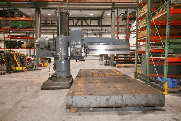 8' -19" Carlton, radial arm drill, 145J level shift, 4" spindle diameter, #6MT, 3' 7.5" traverse arm on column - Image 1