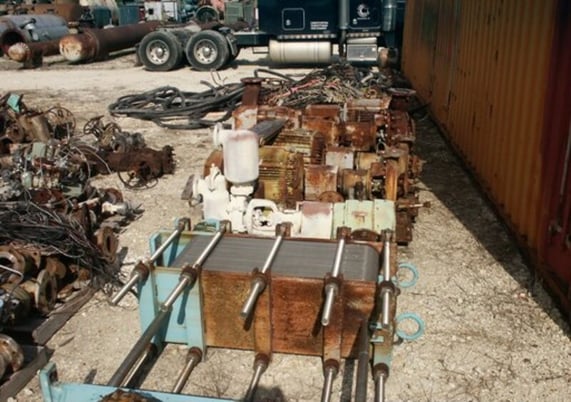 440 sq.ft., Alfa-Laval, P-31-H, plate heat exchanger, 210 psi, Carbon Steel - Image 1