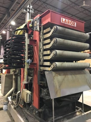 Larox #PF12.5, vertical pressure filter, skid mounted, 8 chamber press, Hydraulics, PLC control panel - Image 2