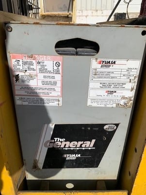 Yale #MSW040LCN24TV083, Walkie Stacker, 1999, 3800 lb., Sideshift + 42" forks, Used - Image 5