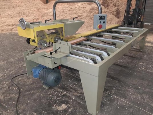 Custom built moulder infeed - Image 1