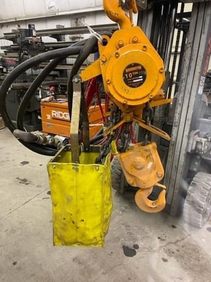 .2 Ton, Harrington #TCR10000, Pneumatic Chain Hoist, S/N 2015-H067C - Image 1