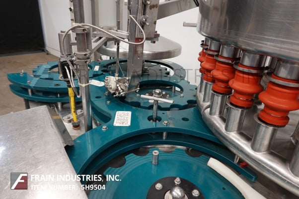 Federal #3612, automatic, Stainless Steel, 36 head rotary, pressure gravity filler & 12 head rotary capper - Image 2