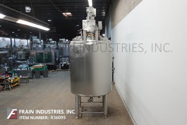 1500 gallon Feldmeier, 316 Stainless Steel jacketed & insulated process tank, 78" dia. x 92" straight wall - Image 4