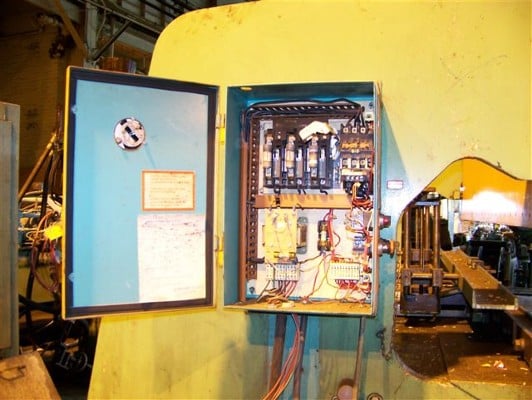 75 Ton, Promecam #RG-75-25, hydraulic power press brake, 8.3' OA, 85" between housing, 15-7/8" throat - Image 5