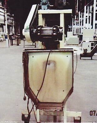 6" wide, Chain Conveyor, 12" entry, 60" discharge, mounted on/off switch, Follow Rest Control - Image 3