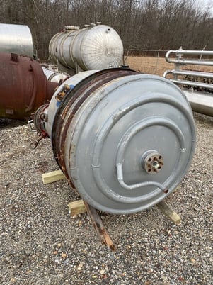 300 gallon Walter Stocklin, Jacketed Stainless Steel Mix Tank, 4' diameter x 3' 4" T/T, Air powered mixer - Image 4