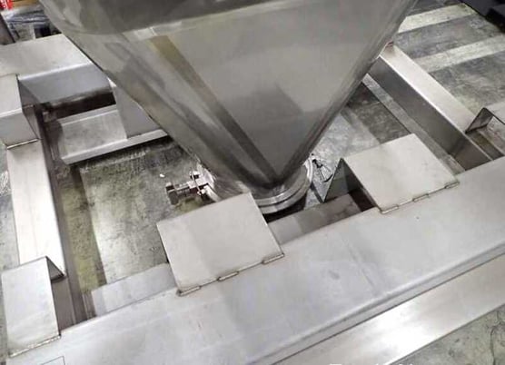 53 cu.ft., Conecraft, 1500 L Stainless Steel Tote Bins, 58" x 58" x 7' OAH, approx. 12" gate valve, 18" - Image 2