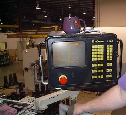 4" x 30" Mitts & Merrill #RA-CNC-100/750, CNC keyseater, 19-11/16" x 30-5/16" tbl, 150 FPM, 20 HP, 1990 - Image 2