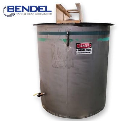 550 gallon Bendel, Stainless Steel liquid mix tank, 54" dia. x 60" straight side, 1-1/2" drain, 72" OH - Image 1