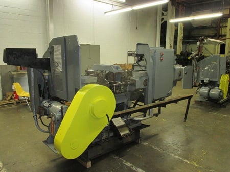 Baird #308, automatic wire former set-up to make u-s, currently set up for 3/16" diameter, 3/4" leg U Nails - Image 1